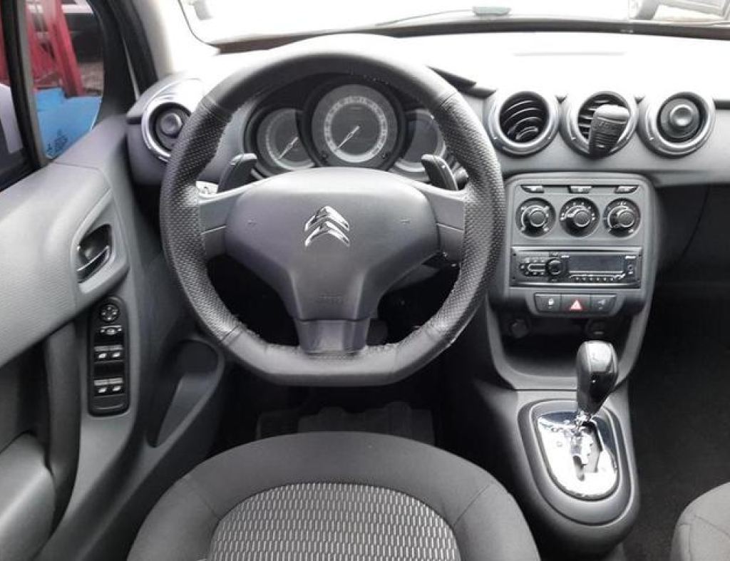 Citroen / C3 Tendence 1.6 Automático Flex 4 Portas Modelo 2017 imagem 15