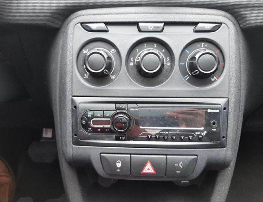 Citroen / C3 Tendence 1.6 Automático Flex 4 Portas Modelo 2017 imagem 20