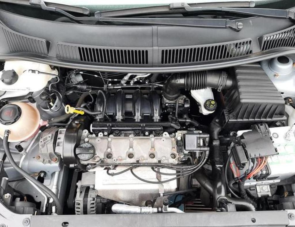 Volkswagen / Fox Connect 1.6 Flex 4 Portas Modelo 2020 imagem 11