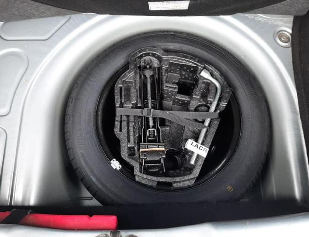 Volkswagen / Fox Connect 1.6 Flex 4 Portas Modelo 2020 imagem 12