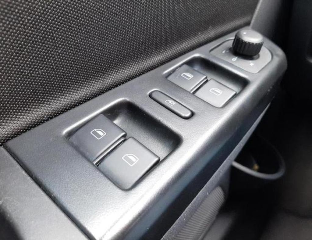 Volkswagen / Fox Connect 1.6 Flex 4 Portas Modelo 2020 imagem 23