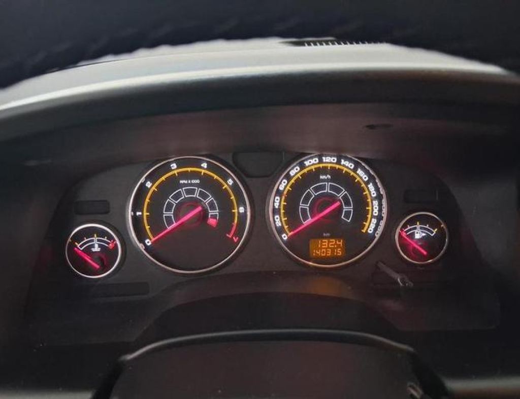 Chevrolet / Zafira Expression 2.0 7 Lugares Automática Flex 4 Portas Modelo 2010 imagem 8