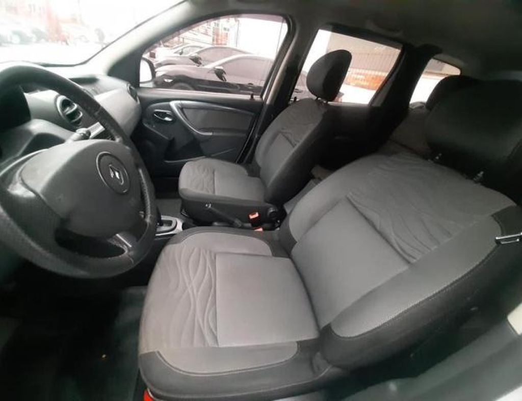 Renault / Duster Dinamique 2.0 Automática Flex 4 Portas Modelo 2014 imagem 14