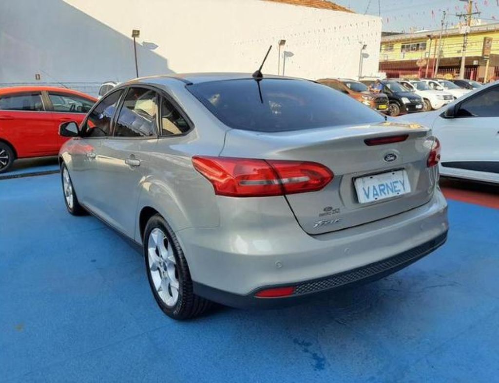 Ford / Focus Se 2.0 Automático Modelo 2019 imagem 7