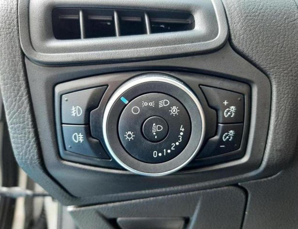 Ford / Focus Se 2.0 Automático Modelo 2019 imagem 22