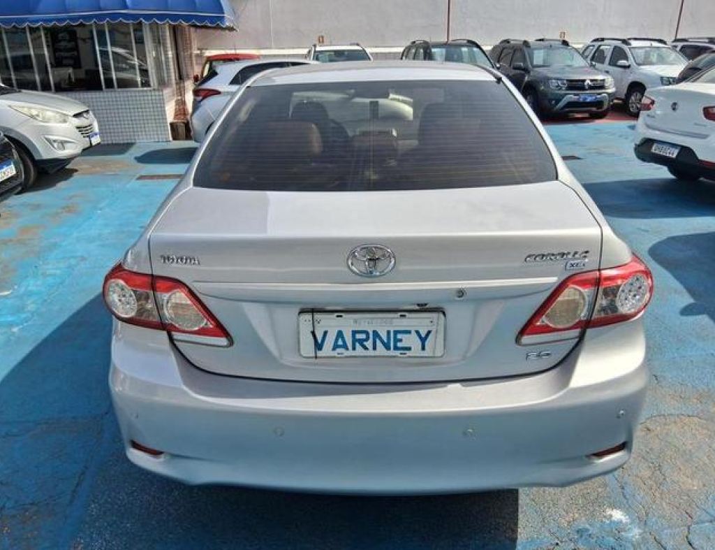 Toyota / Corolla Xei 2.0 Automático Flex 4 Portas Modelo 2013 imagem 8