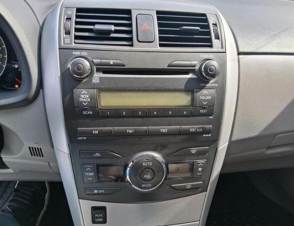 Toyota / Corolla Xei 2.0 Automático Flex 4 Portas Modelo 2013 imagem 14