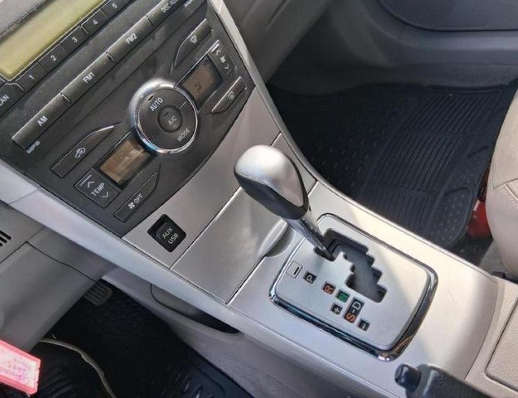 Toyota / Corolla Xei 2.0 Automático Flex 4 Portas Modelo 2013 imagem 16