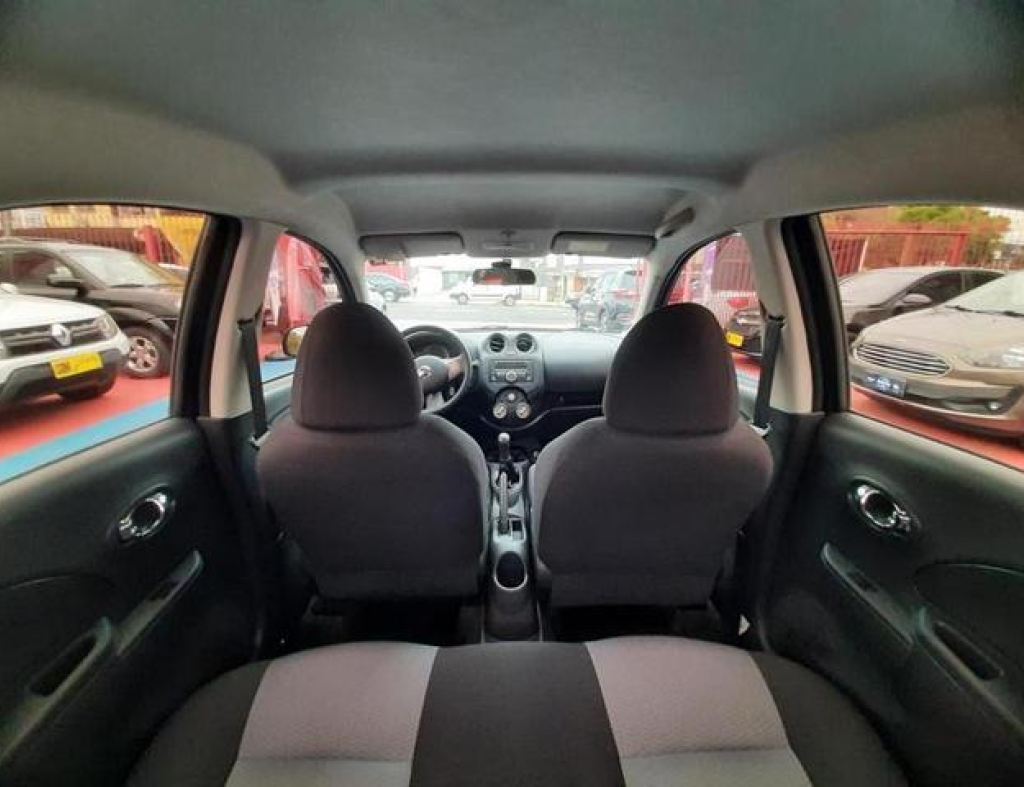 Nissan / March Sv 1.6 Flex 4 Portas Modelo 2014 imagem 12