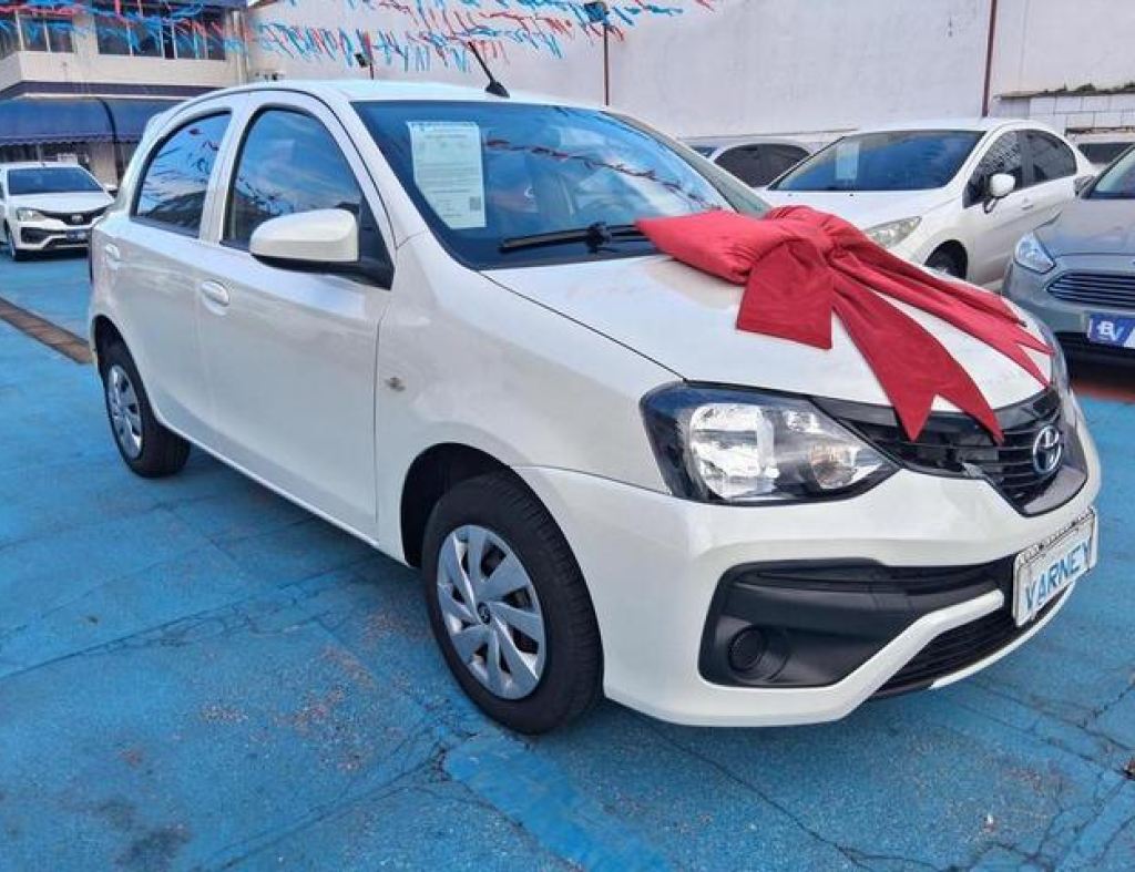 Toyota / Etios X 1.3 Flex 4 Portas Modelo 2019 imagem 2
