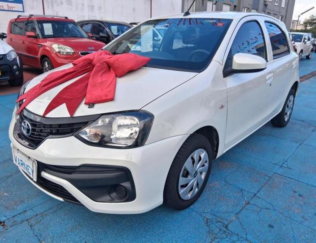 Toyota / Etios X 1.3 Flex 4 Portas Modelo 2019 imagem 3