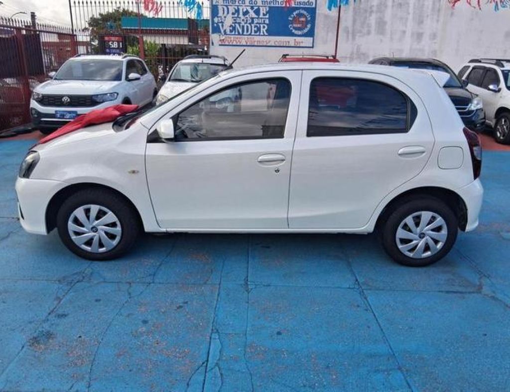 Toyota / Etios X 1.3 Flex 4 Portas Modelo 2019 imagem 6