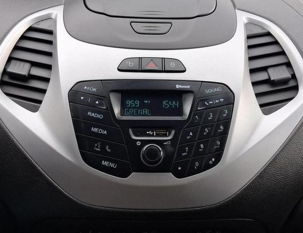 Ford / Ká Hatch Se 1.0 Flex 4 Portas Modelo 2017 imagem 13