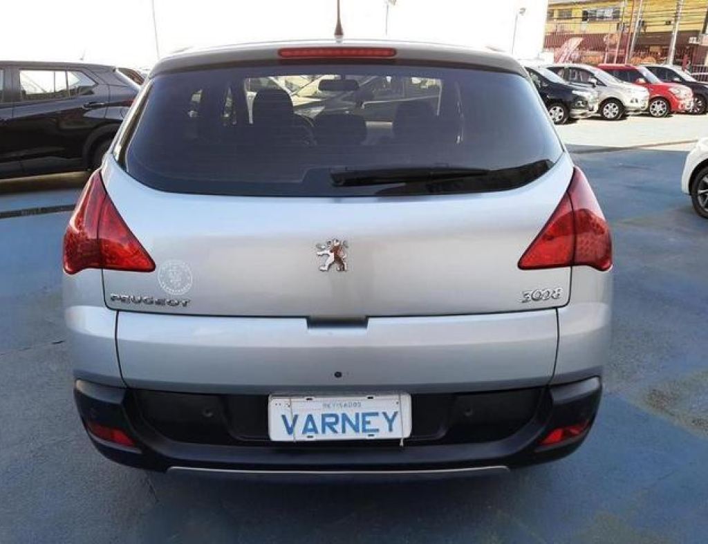 Peugeot / 3008 Allure 1.6 Automático Modelo 2013 imagem 4