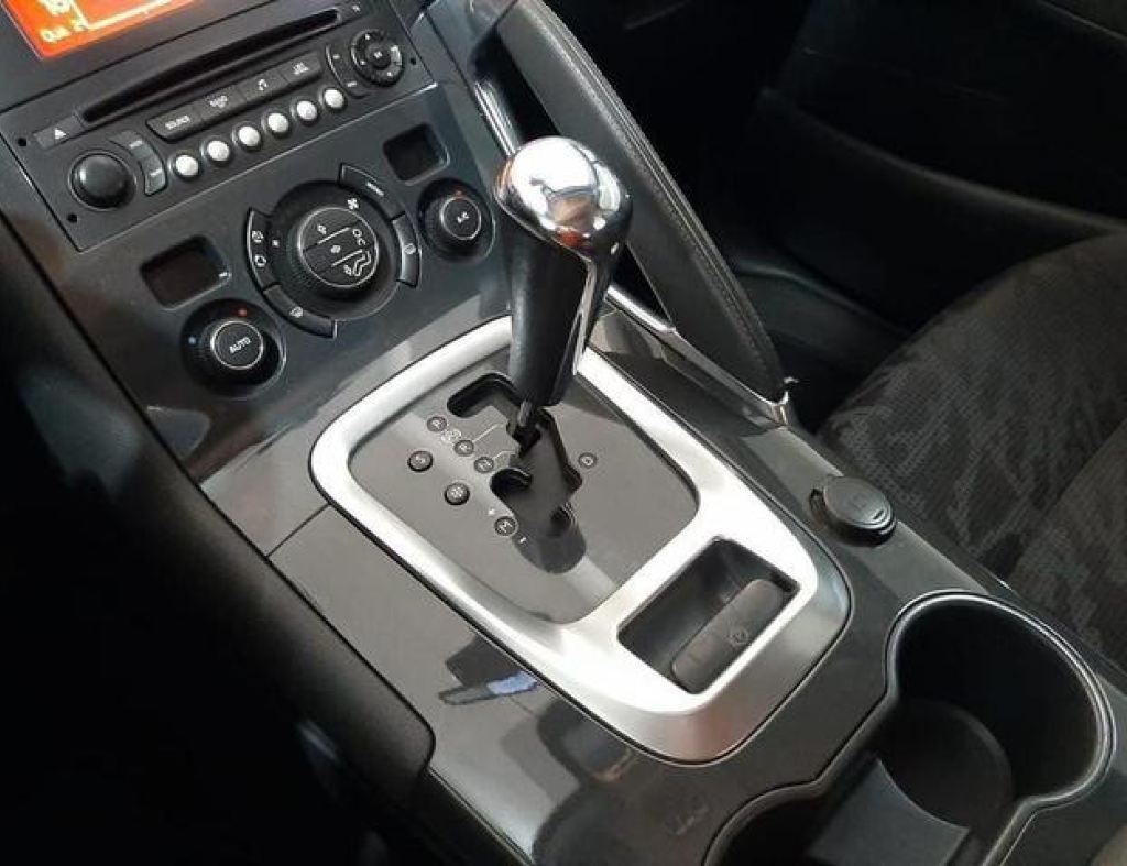 Peugeot / 3008 Allure 1.6 Automático Modelo 2013 imagem 25