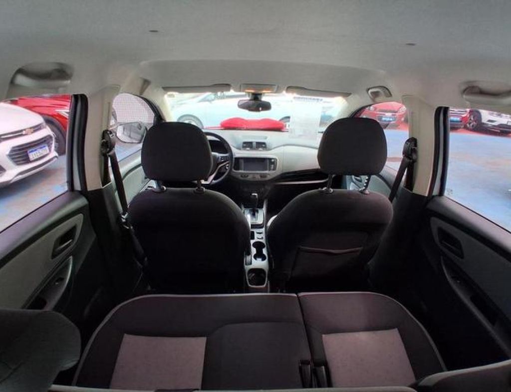 Chevrolet / Spin Advantage 1.8 Automático Flex 4 Portas Modelo 2018 imagem 13