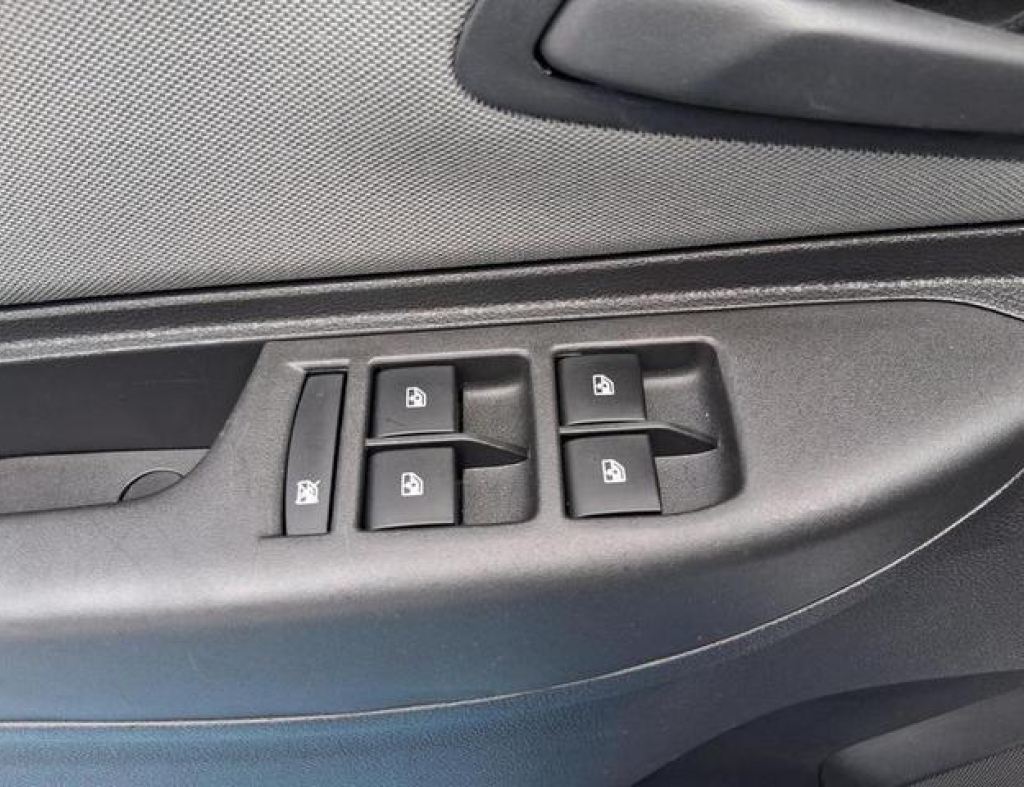 Chevrolet / Spin Advantage 1.8 Automático Flex 4 Portas Modelo 2018 imagem 20