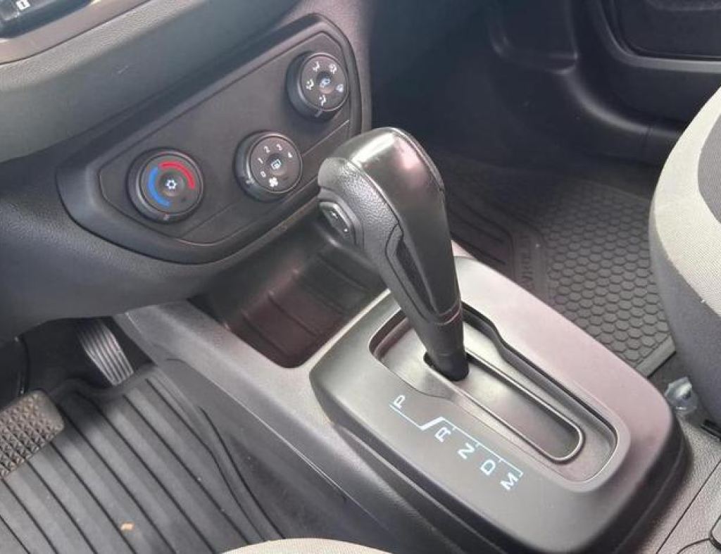 Chevrolet / Spin Advantage 1.8 Automático Flex 4 Portas Modelo 2018 imagem 21