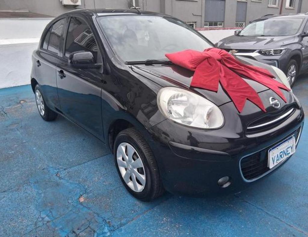 Nissan / March S 1.6 Flex 4 Portas Modelo 2014 imagem 1