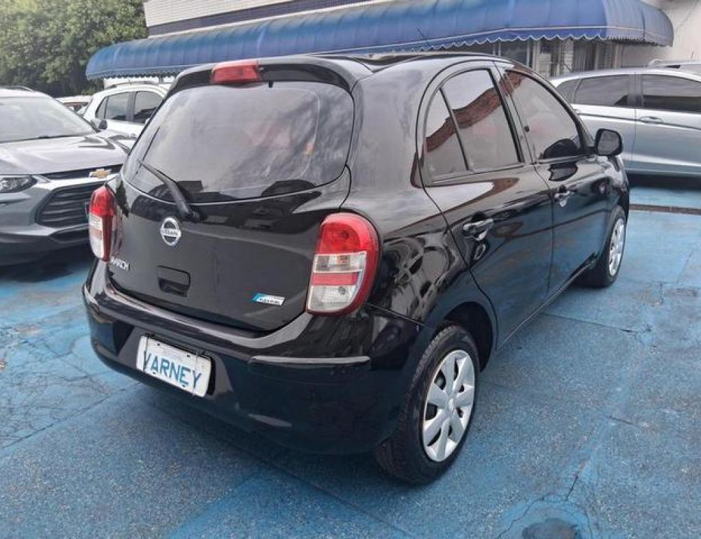 Nissan / March S 1.6 Flex 4 Portas Modelo 2014 imagem 7