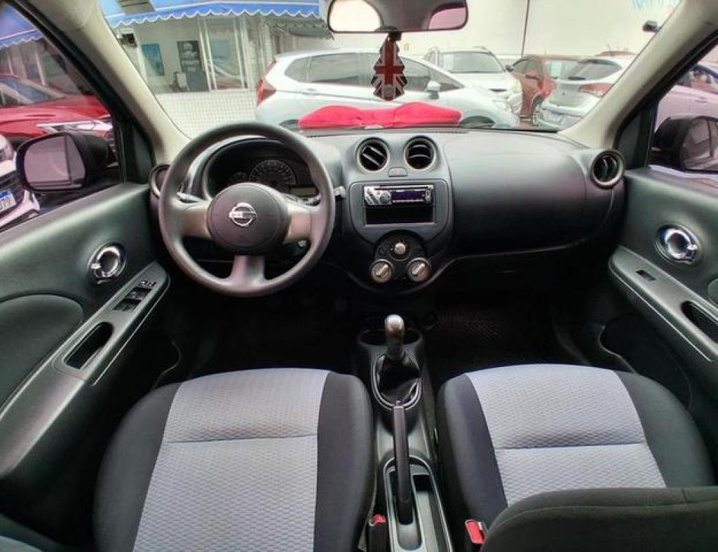 Nissan / March S 1.6 Flex 4 Portas Modelo 2014 imagem 12