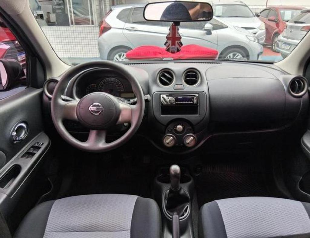 Nissan / March S 1.6 Flex 4 Portas Modelo 2014 imagem 13