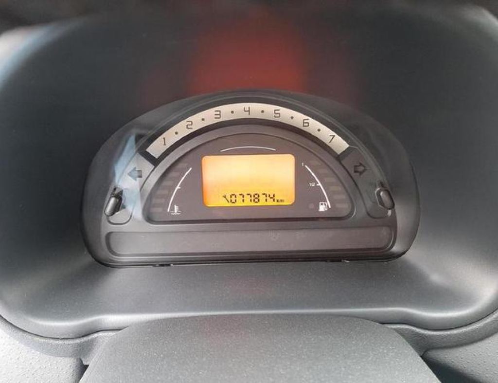 Citroen / C3 Exclusive 1.6 Automático Flex 4 Portas Modelo 2011 imagem 17