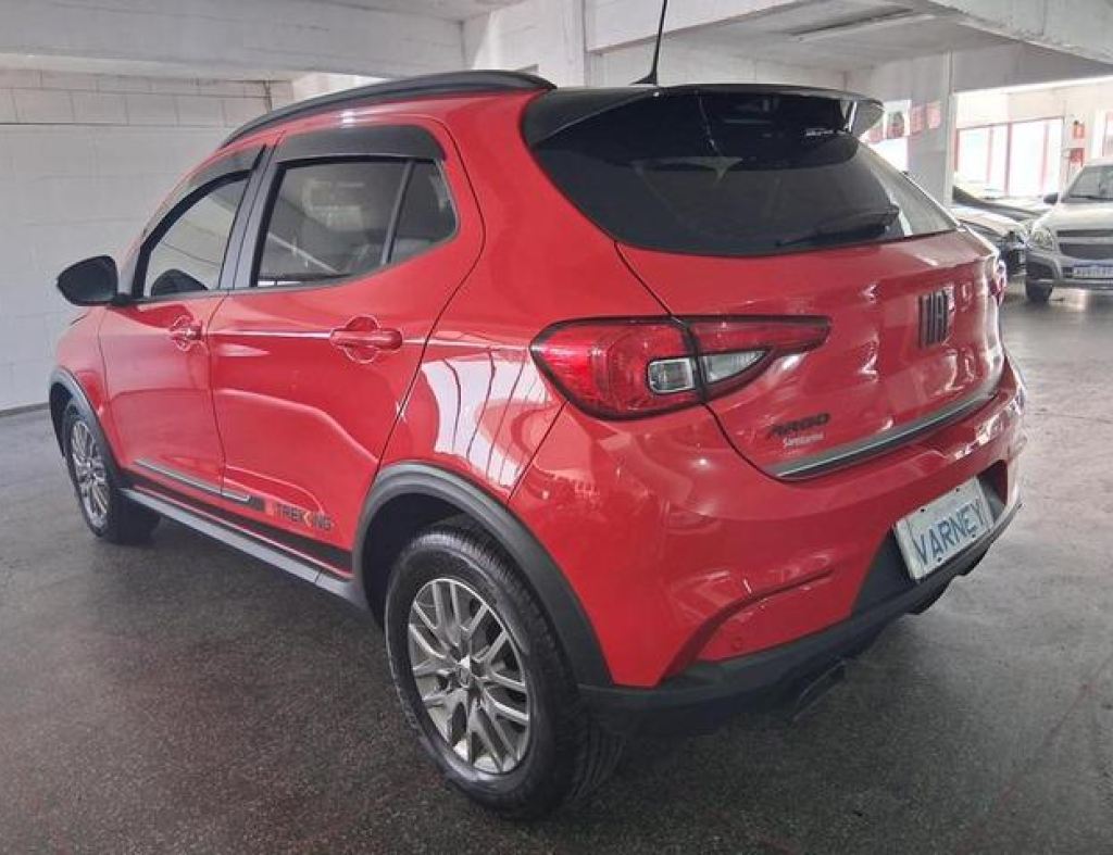 Fiat / Argo Trfekking 1.3 Flex 4 Portas Modelo 2020 imagem 5