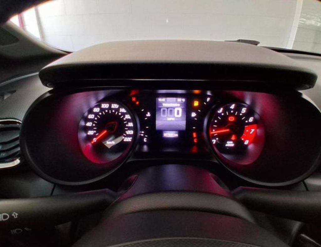 Fiat / Argo Trfekking 1.3 Flex 4 Portas Modelo 2020 imagem 8