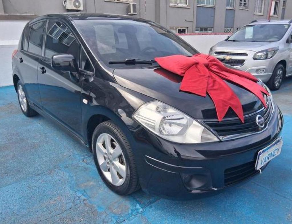 Nissan / Tiida S 1.8 Flex 4 Portas Modelo 2013 imagem 1