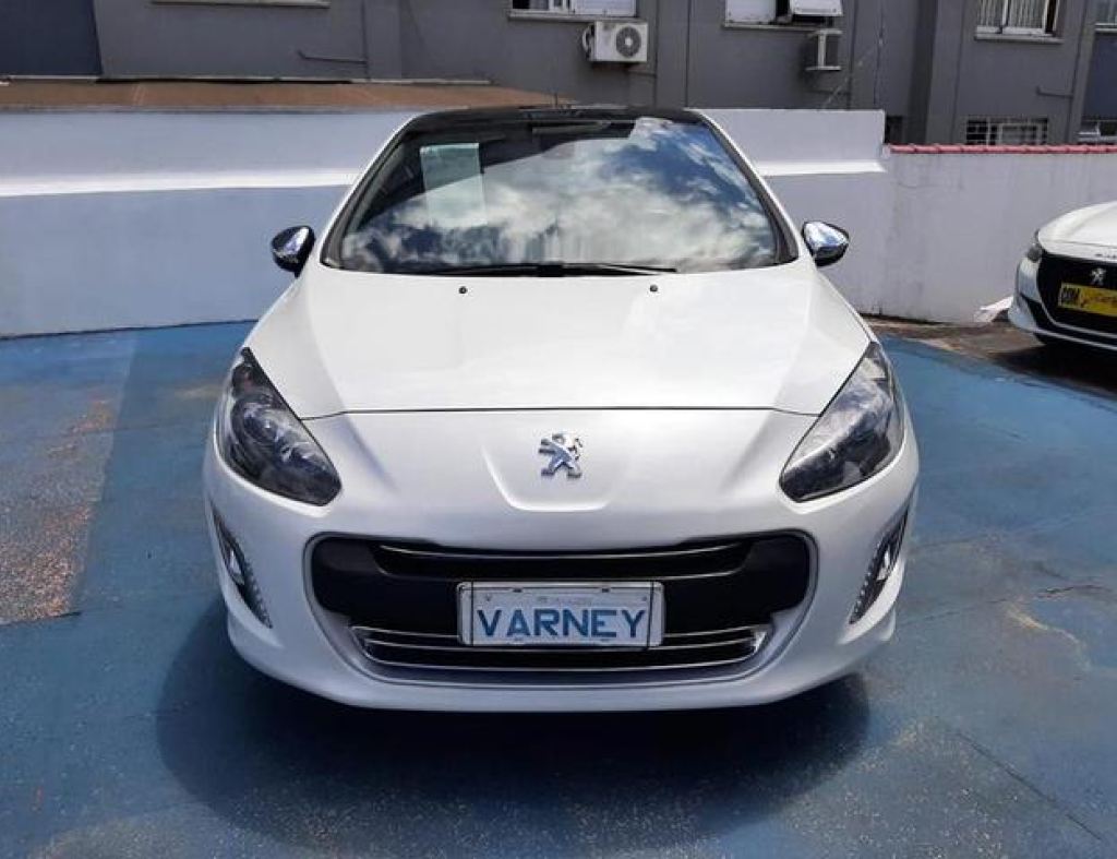 Peugeot / 308 Roland Garros 1.6 Turbo Automático Flex 4 Portas Modelo 2015 imagem 7