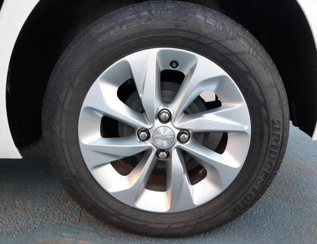 Chevrolet Onix Lt 1.0 Mpfi 8V 4P ,Modelo 2023,Ipva 2026 Cortesia Cortesia  Cortesia imagem 12