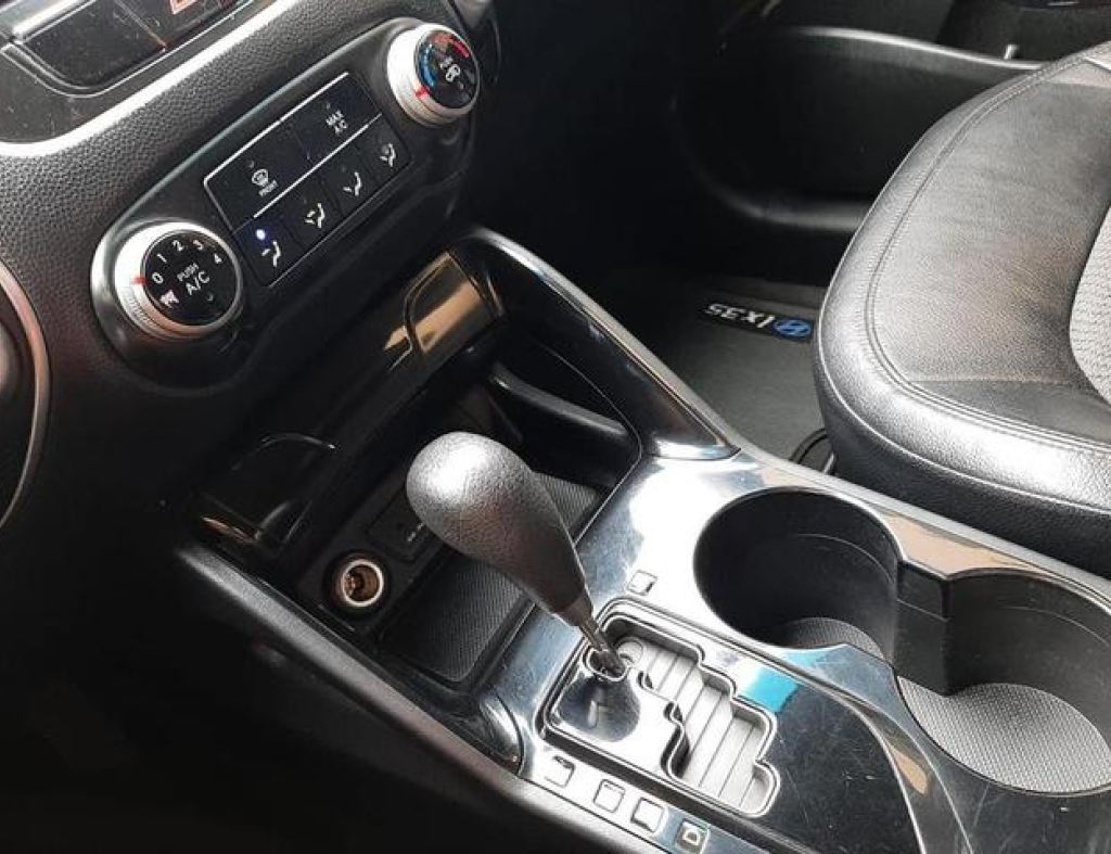 Hyundai / Ix35 2.0 Automático Flex 4 Portas Modelo 2012 imagem 23