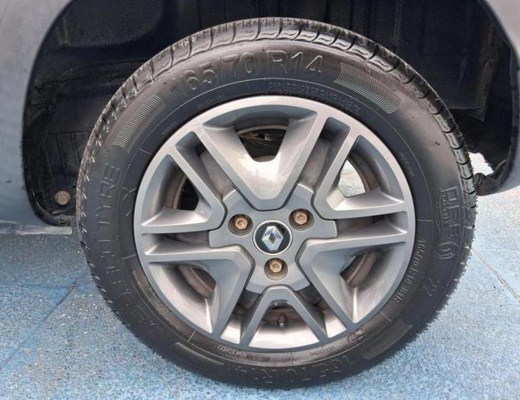 Renault / Kwid Intense 1.0 Flex 4 Portas Modelo 2019 imagem 10