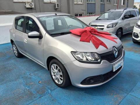 Renault / Sandero Authentic 1.0 Flex 4 Portas Modelo 2016