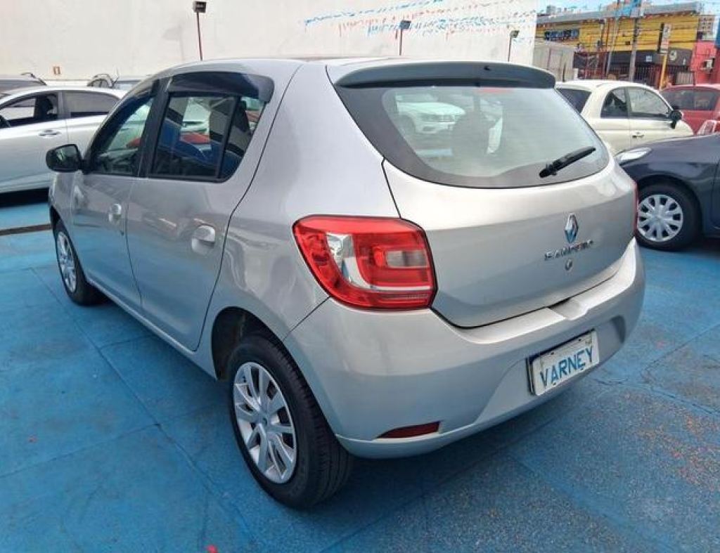 Renault / Sandero Authentic 1.0 Flex 4 Portas Modelo 2016 imagem 8