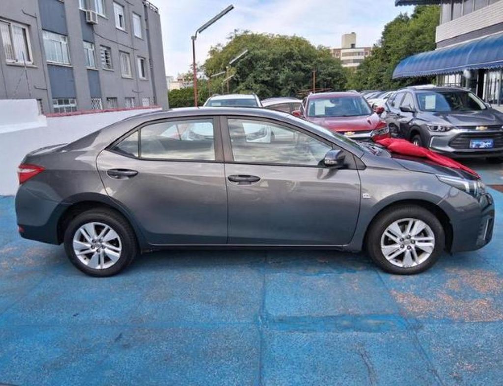 Toyota / Corolla Gli 1.8 Automático Flex 4 Portas Modelo 2016 imagem 3
