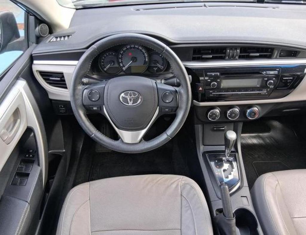 Toyota / Corolla Gli 1.8 Automático Flex 4 Portas Modelo 2016 imagem 12