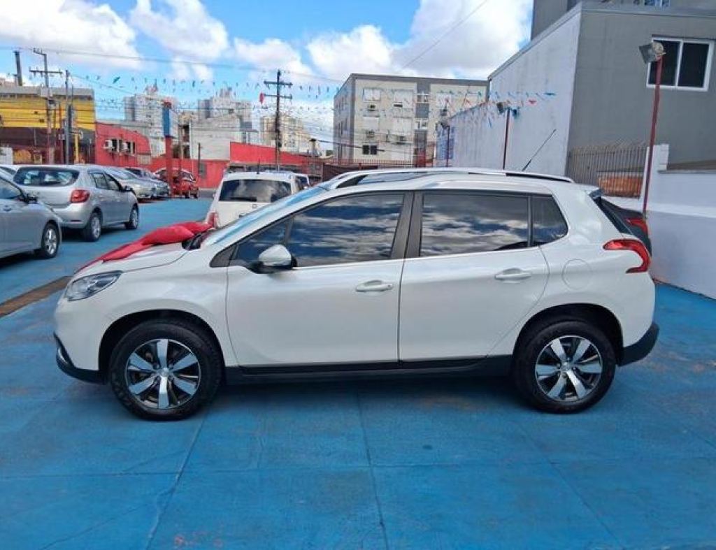 Peugeot / 2008 Griffe 1.6 Automático Flex 4 Portas Modelo 2018 imagem 4
