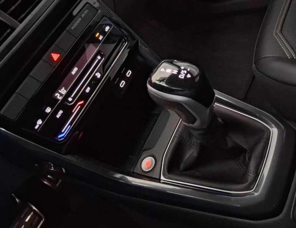 Volkswagem / T-Cross Highline Tsi 1.4 Automático Flex 4 Portas Modelo 2024 imagem 16