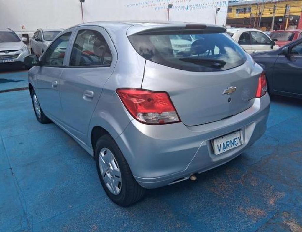 Chevrolet / Onix Hatch Lt 1.0 Flex 4 Portas Modelo 2015 imagem 8