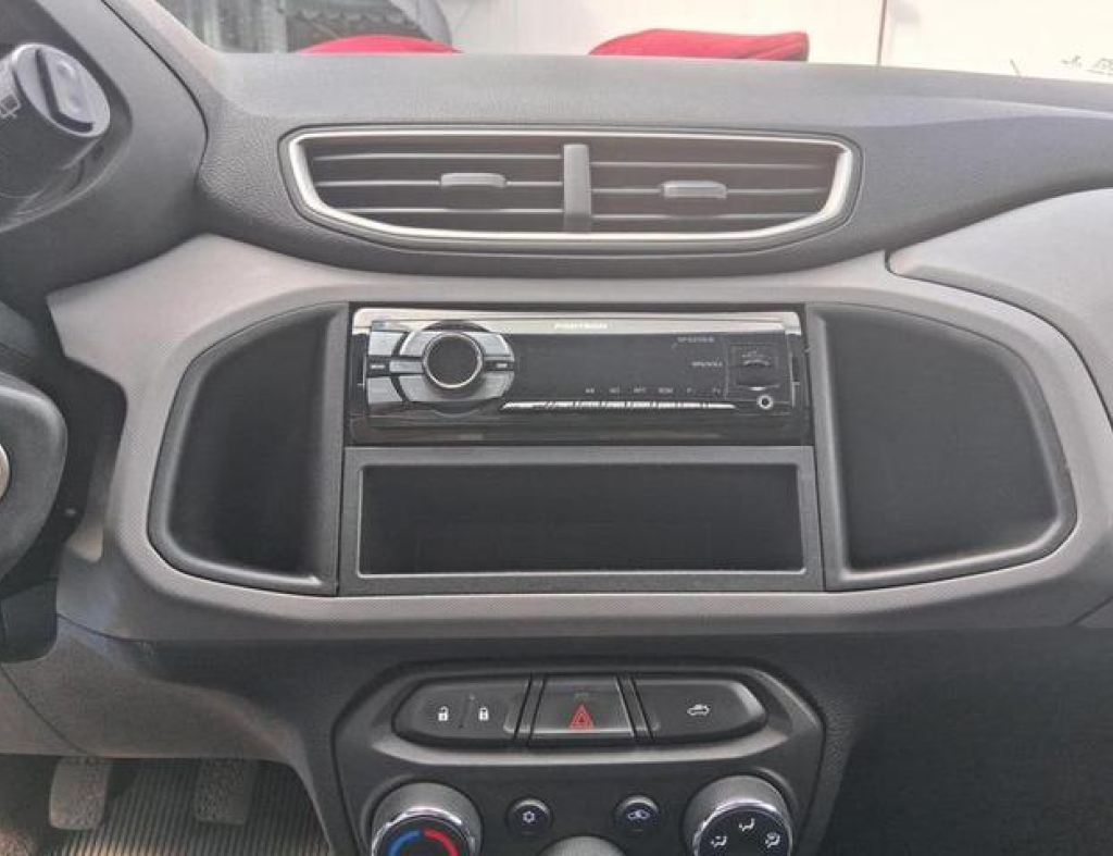 Chevrolet / Onix Hatch Lt 1.0 Flex 4 Portas Modelo 2015 imagem 12