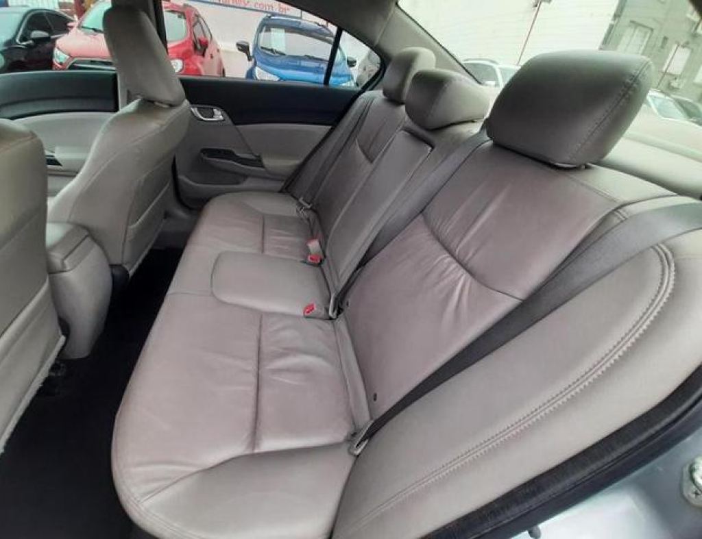 Honda / Civic Lxr 2.0 Automático  4P Modelo 2016 ,Ipva 2026 Cortesia imagem 17