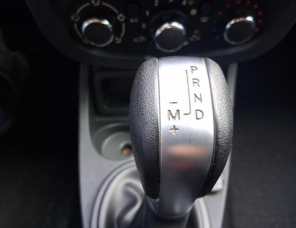 Duster Oroch Dynamique 2.0 Gnv Automático 4 Portas Modelo 2019 imagem 18