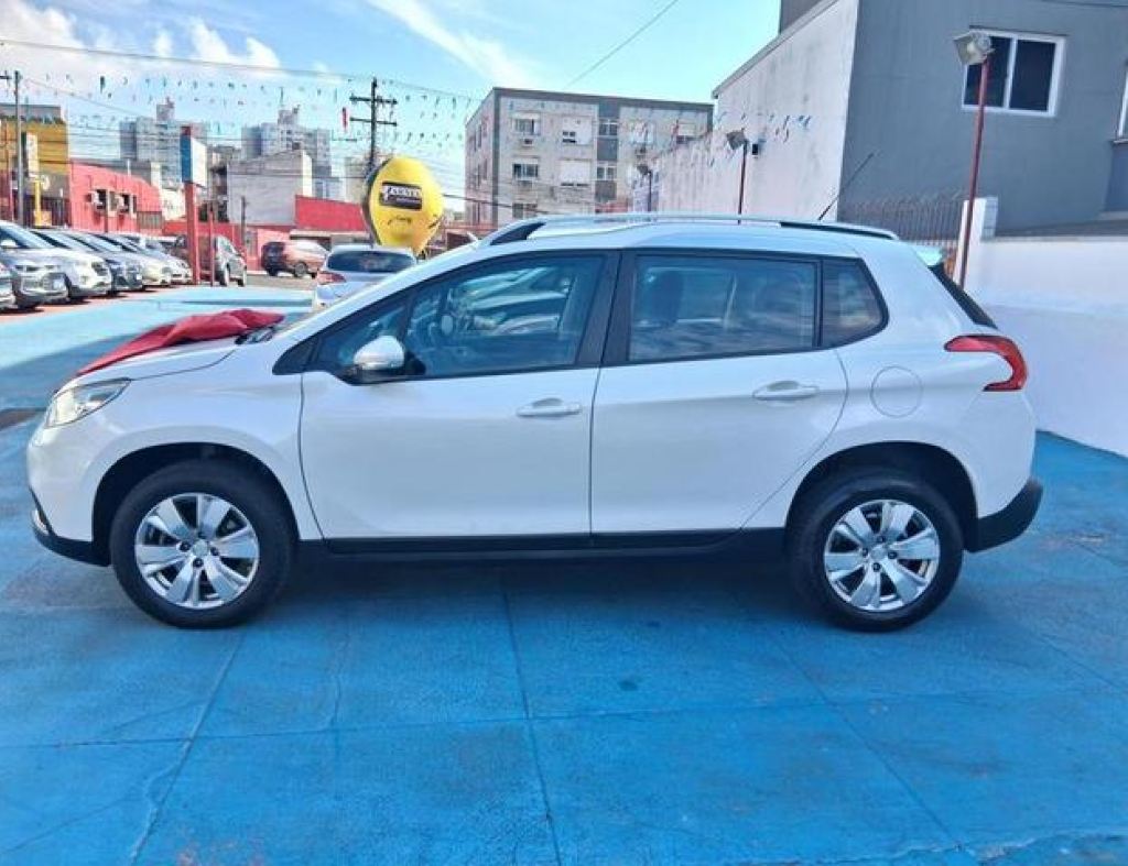 Peugeot / 2008 Allure 1.6 Automático Flex 4 Portas Modelo 2017 imagem 5