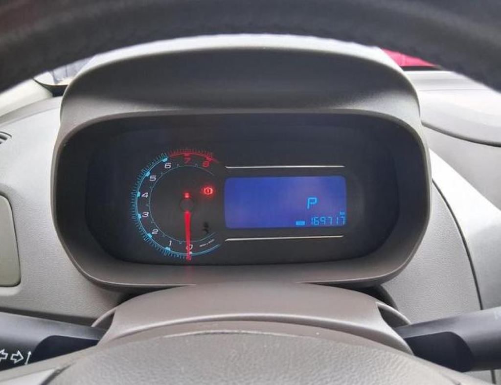 Chevrolet / Cobalt Ltz 1.8 Automático Flex 4 Portas Modelo 2015 imagem 14