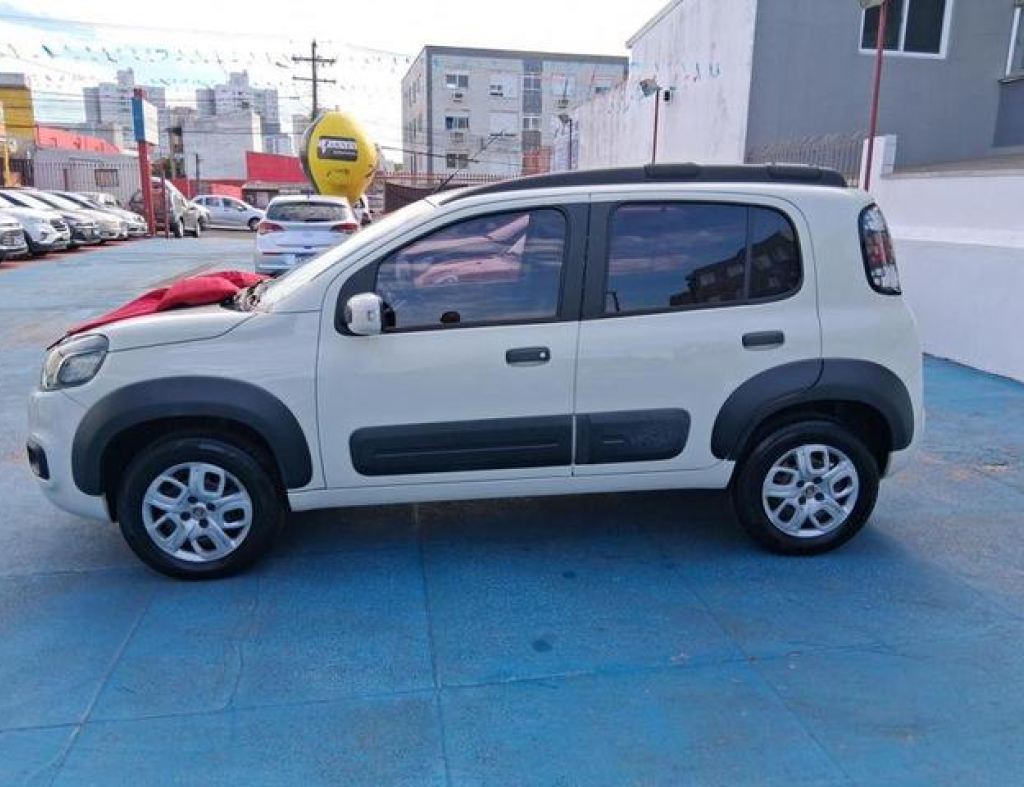 Fiat / Uno Way 1.4 Automático Flex 4 Portas Modelo 2015 imagem 4