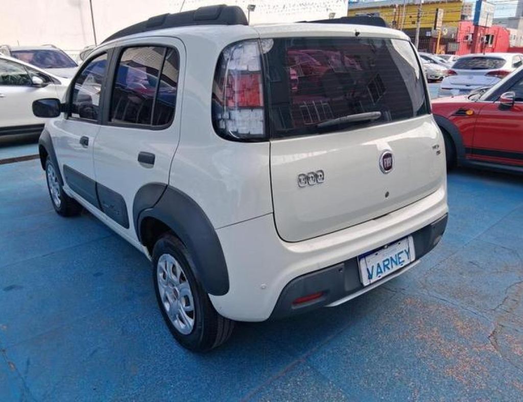 Fiat / Uno Way 1.4 Automático Flex 4 Portas Modelo 2015 imagem 8