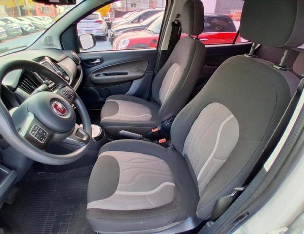Fiat / Uno Way 1.4 Automático Flex 4 Portas Modelo 2015 imagem 10