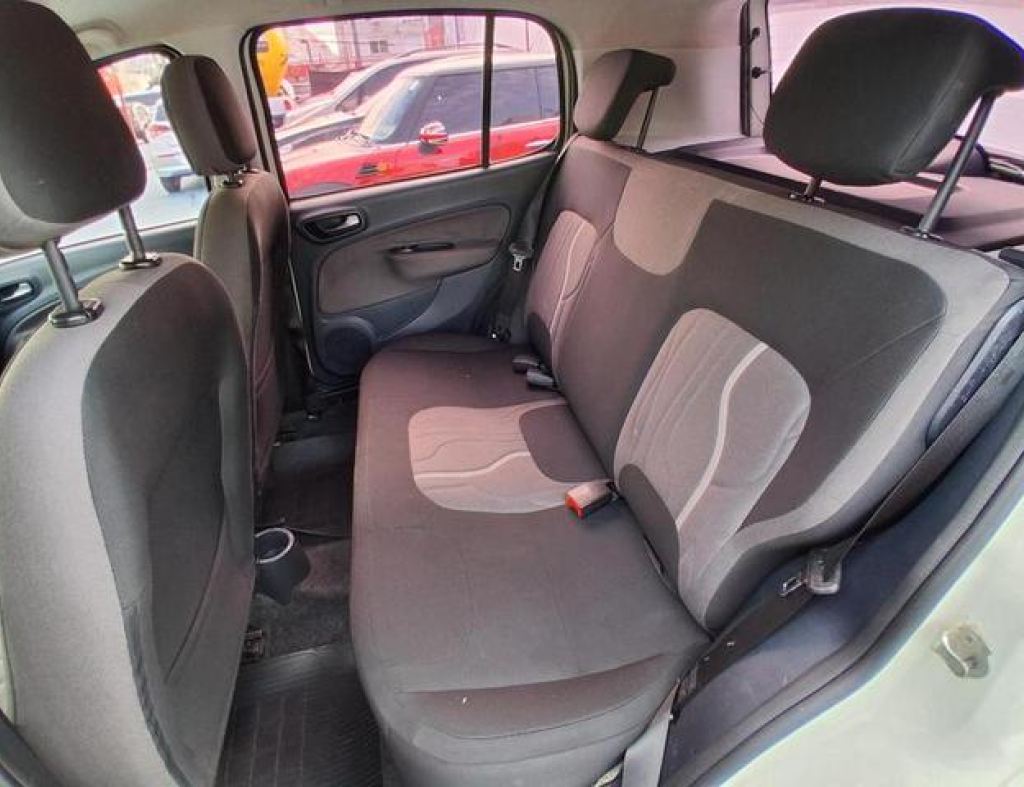 Fiat / Uno Way 1.4 Automático Flex 4 Portas Modelo 2015 imagem 11